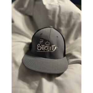 NHL Street Hockey Trucker Hat‎ L/XL